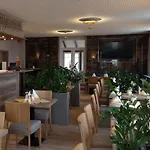 Отель Schoene Aussicht