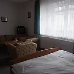 Отель Schoene Aussicht 3*