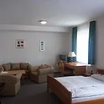 Отель Schoene Aussicht 3*
