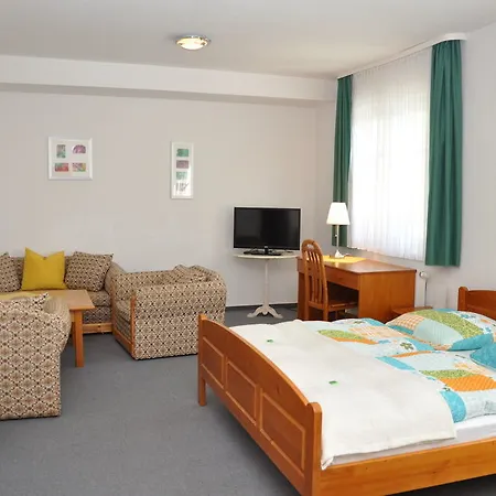 斯科恩奥斯赫特酒店 3* 马瑟尔贝格