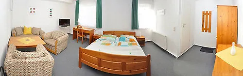 Hotel Schöne Aussicht 3*