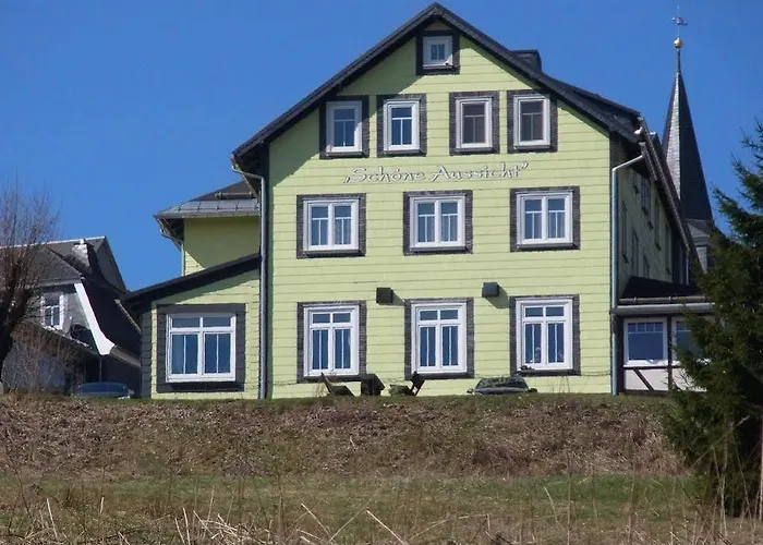 Hotel Schöne Aussicht 3*